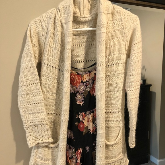 New Brandy Melville Jada Dress & Slouchy Cardigan - Picture 2 of 7